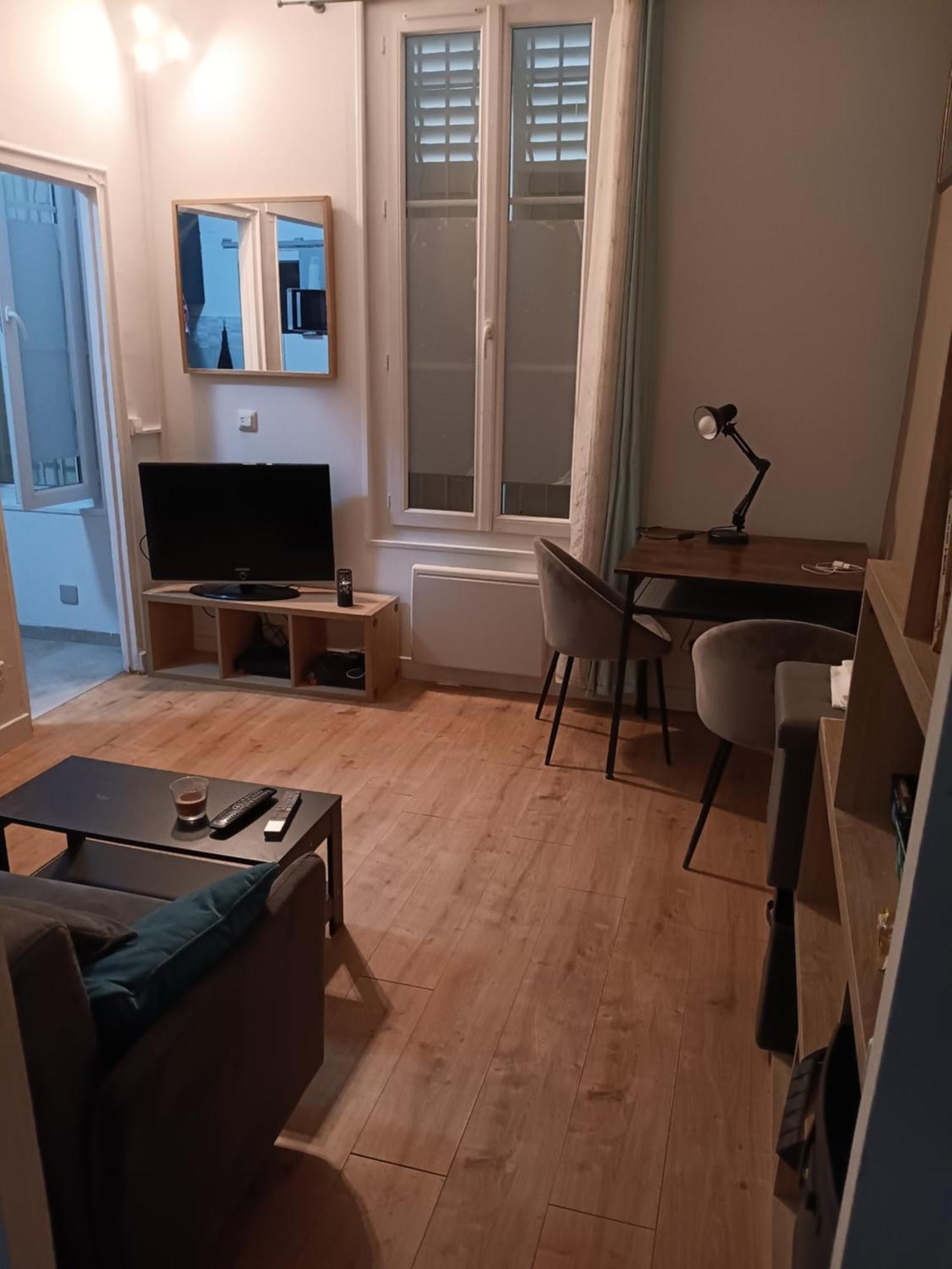 شقة Studio Au Pied De La Basilique Du Sacre Coeur باريس المظهر الخارجي الصورة